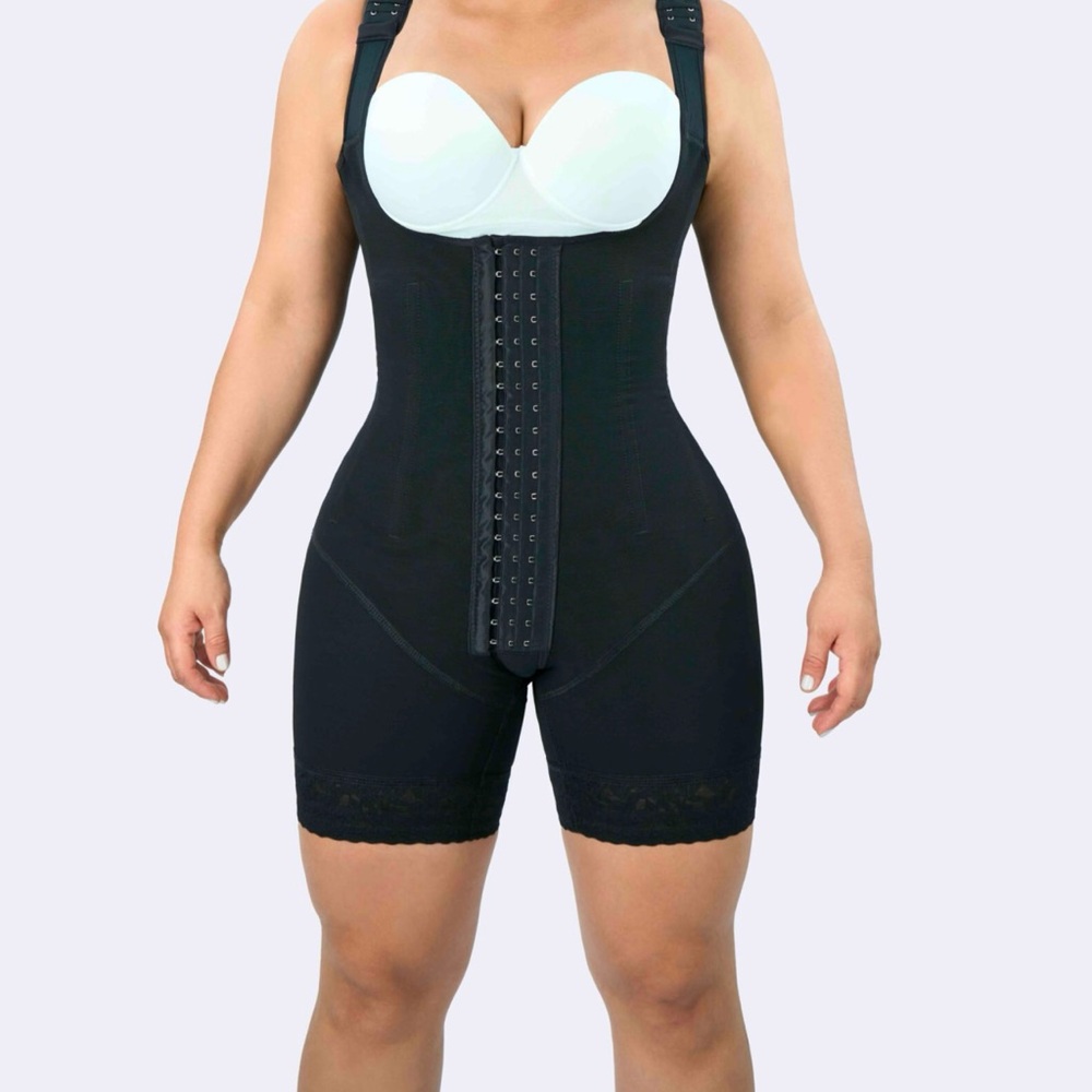 Black Shapewear Bodysuit
Full body faja completa Reloj de Arena
100% de Colombia